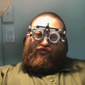 Meet your Posher, Sam